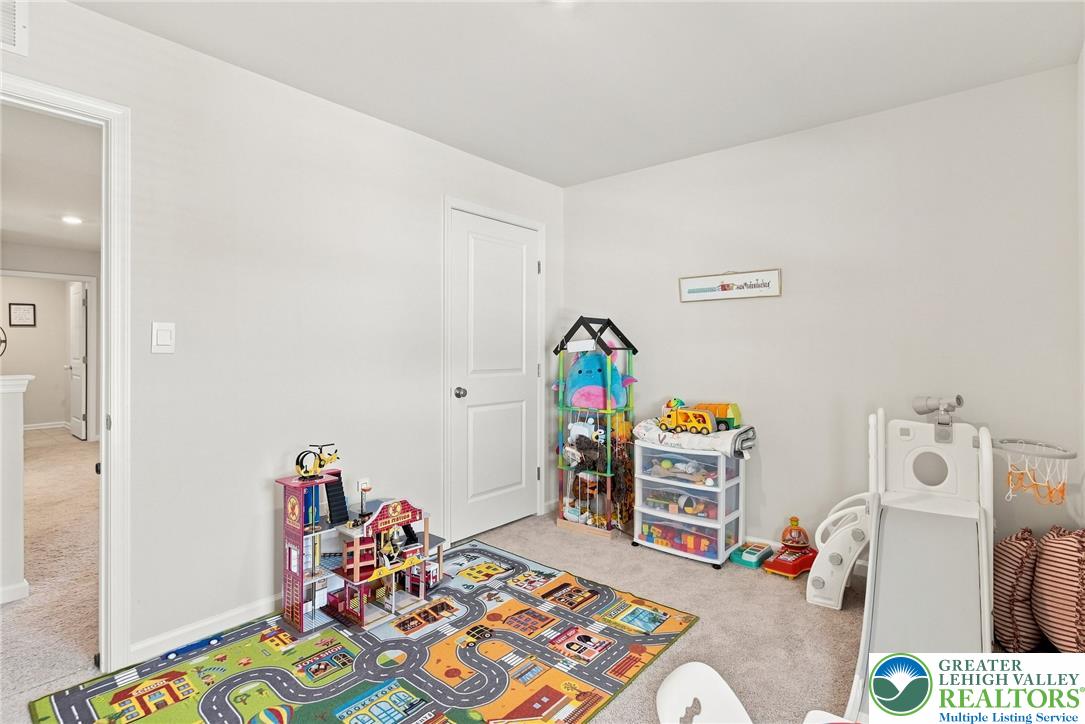 318 Knollwood Drive Property Photo 28
