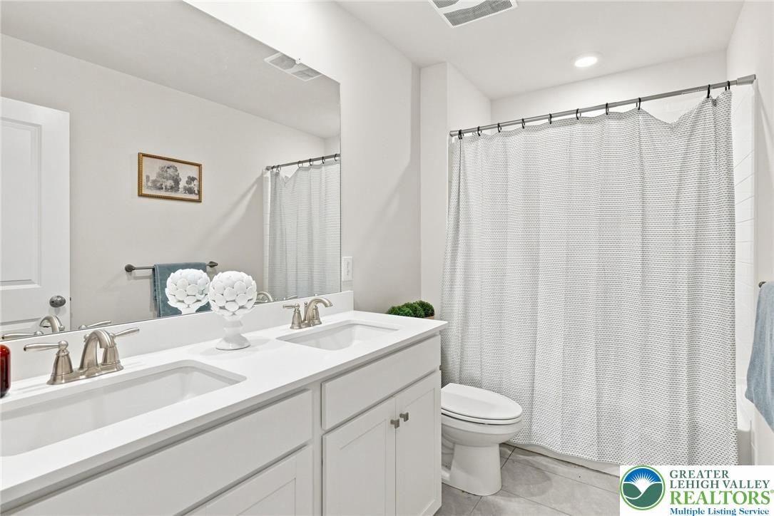 318 Knollwood Drive Property Photo 32