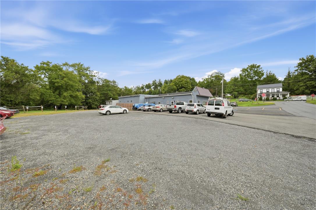 106 Camellia Road Property Photo 23