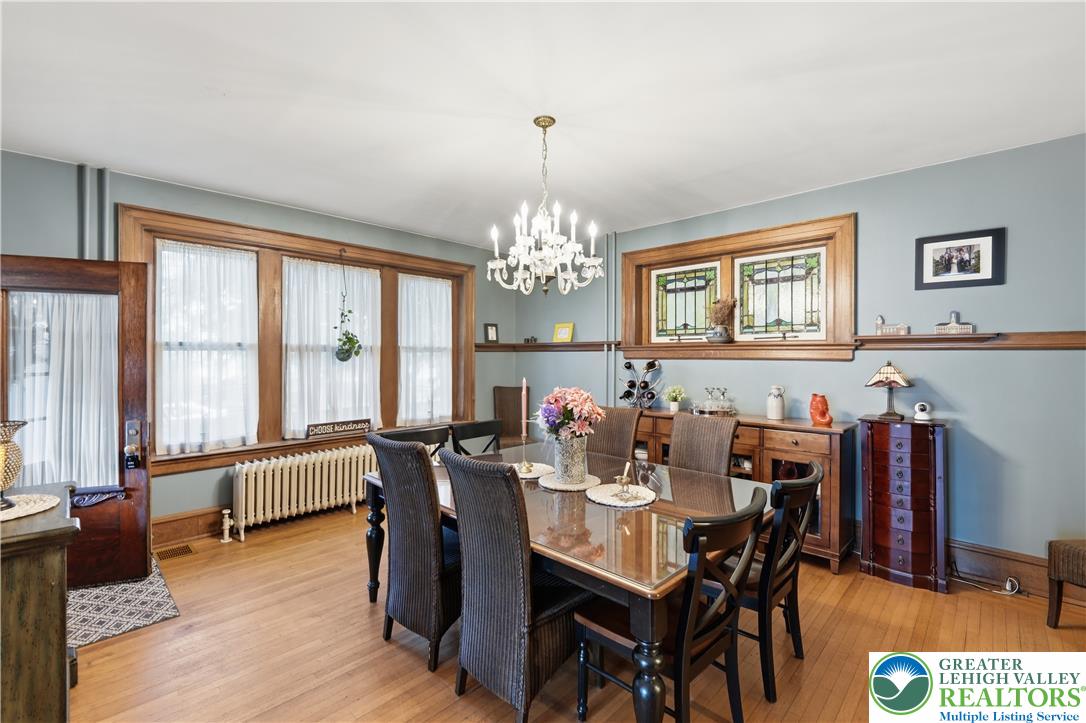804 West Broad Street Property Photo 11