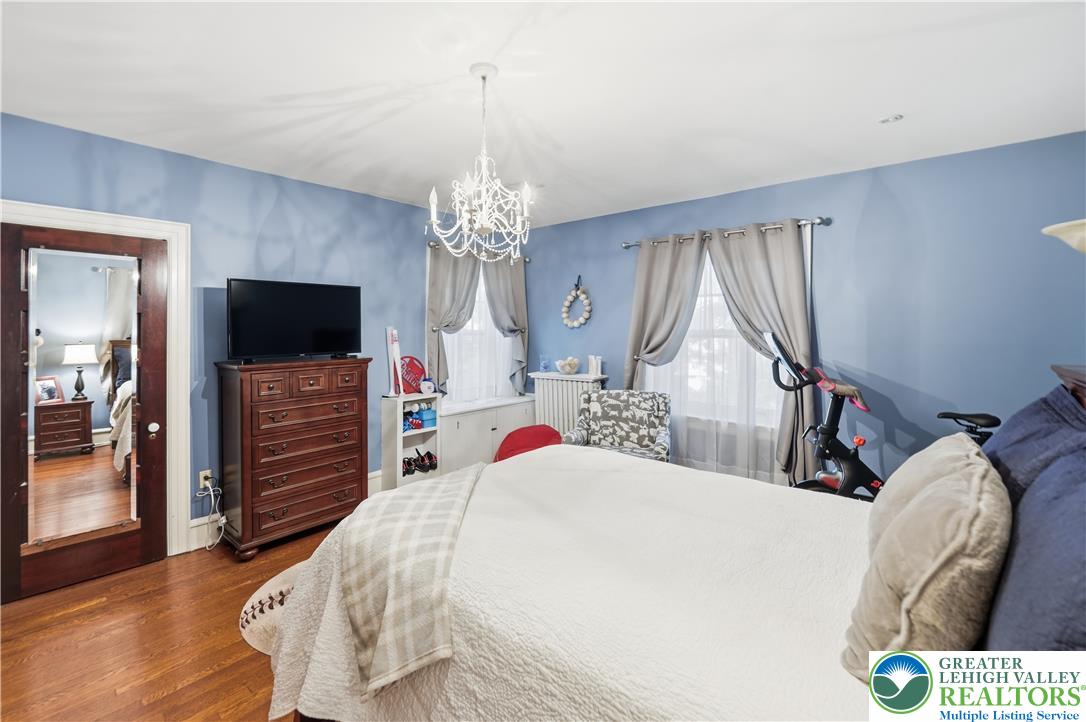 804 West Broad Street Property Photo 27