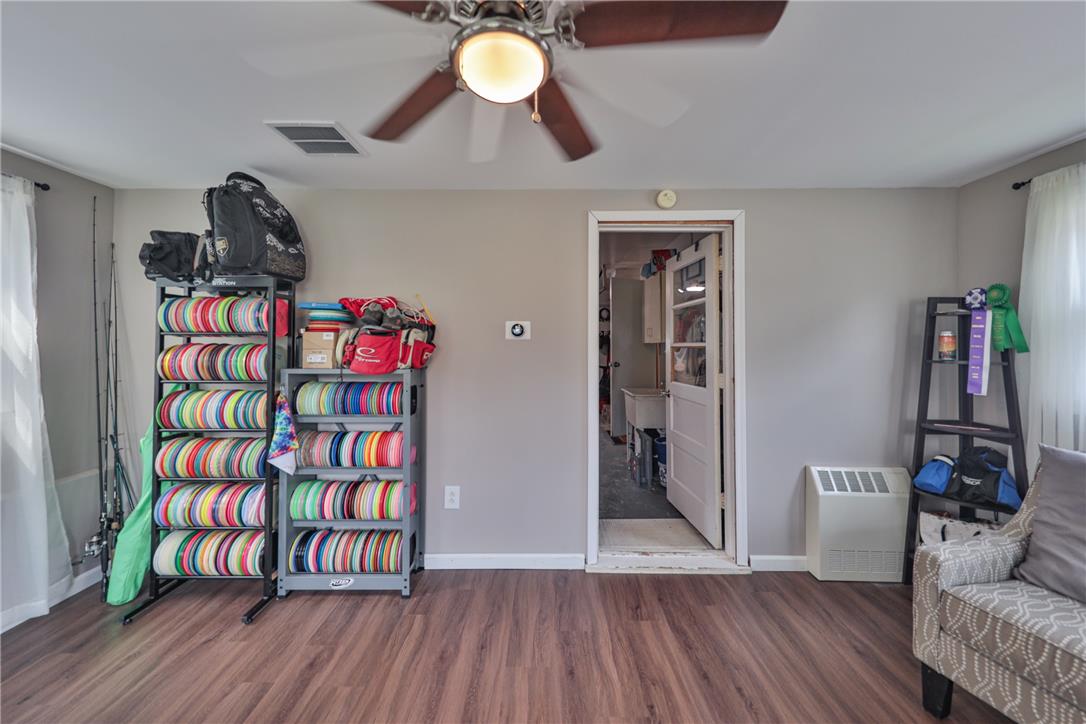 1403 Richmond Road Property Photo 56