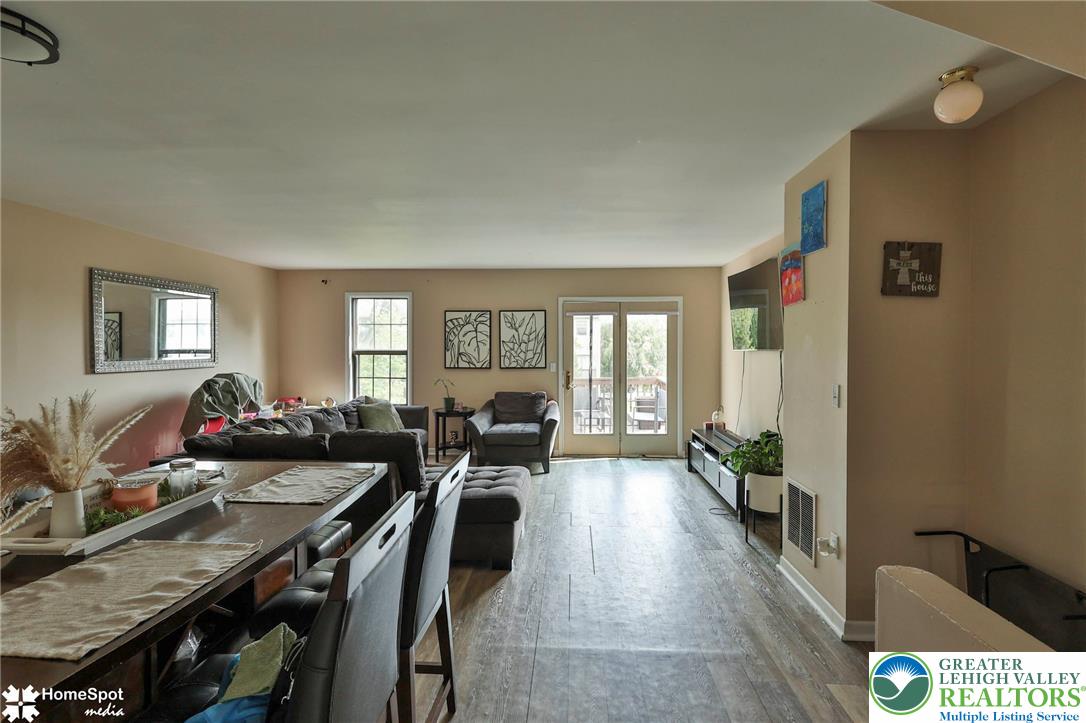 472 Vera Circle Property Photo 10