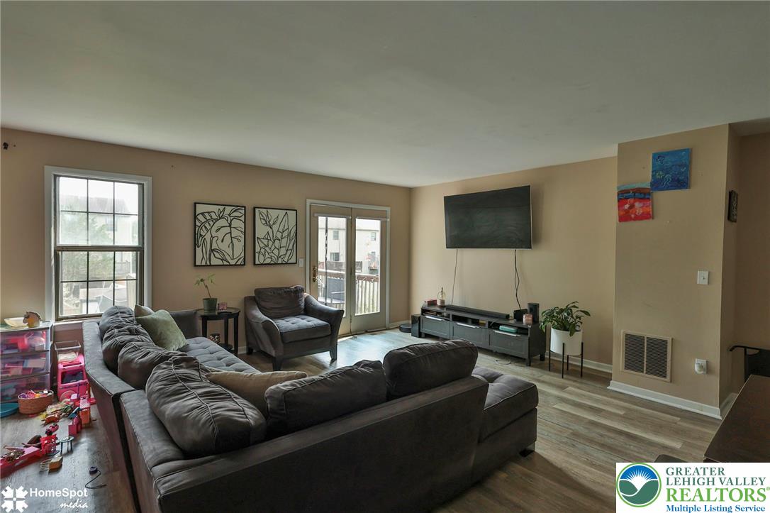 472 Vera Circle Property Photo 14