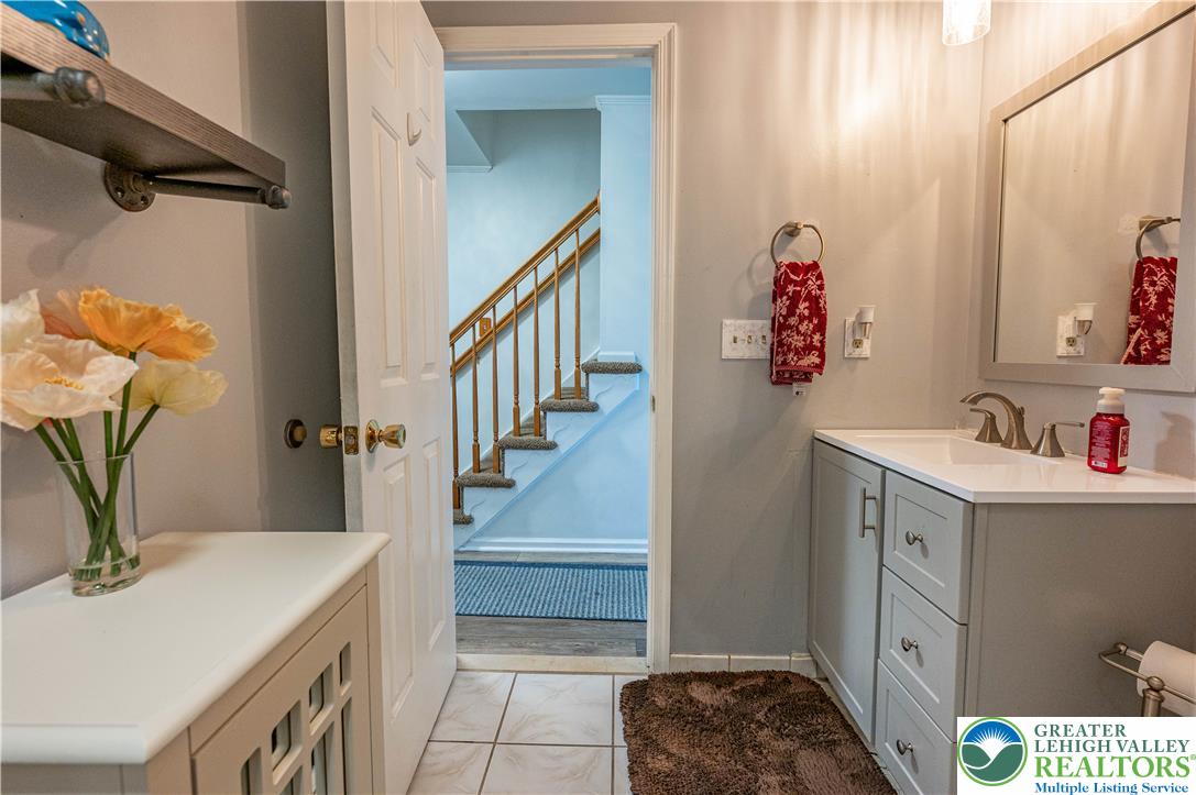 221 Jubilee Drive Property Photo 23