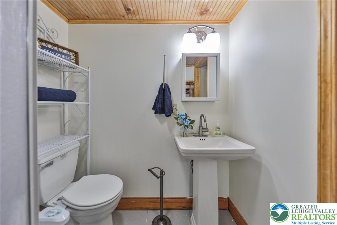 2153 Meadow Lake Road Property Photo 13