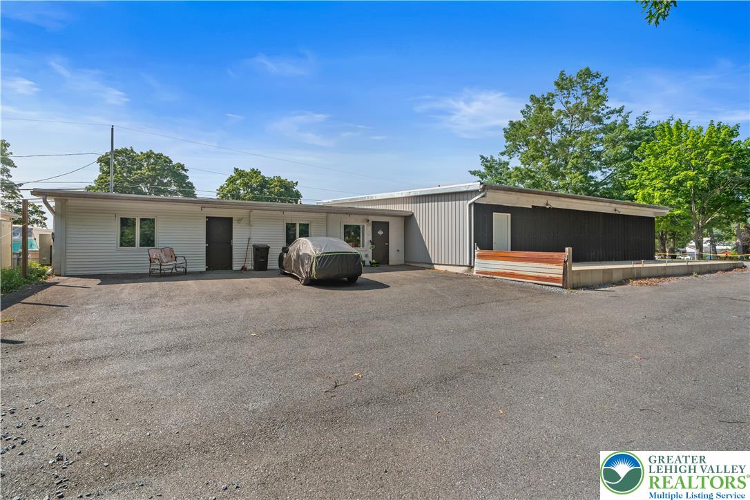 830 Fern Street Property Photo 13