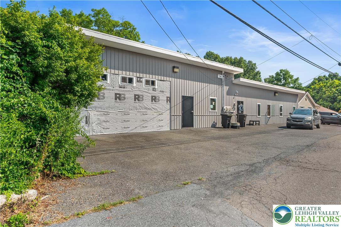 830 Fern Street Property Photo 14