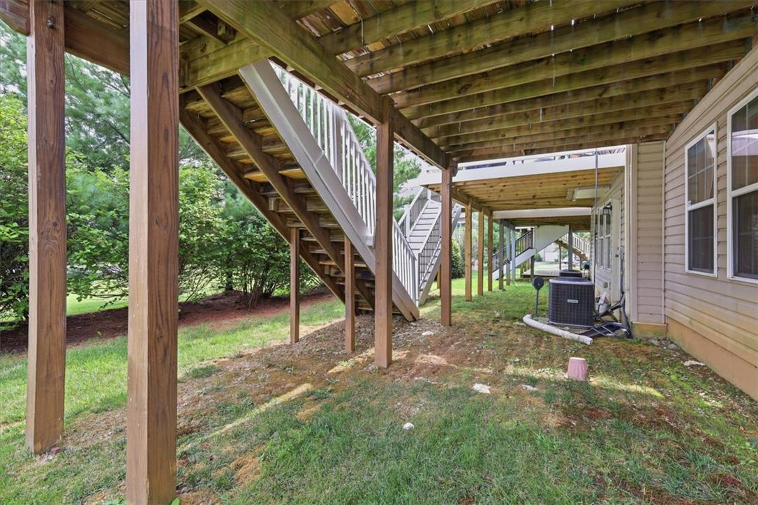 1111 Sparrow Way Property Photo 28