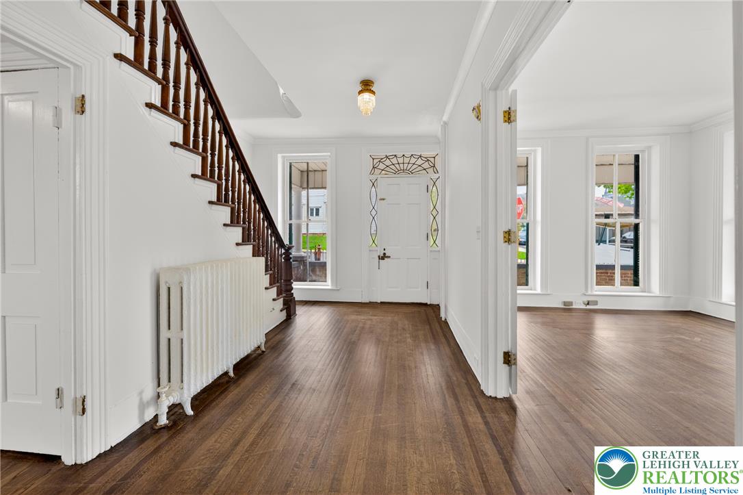 65 2nd Street Property Photo 9