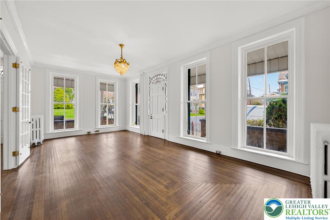 65 2nd Street Property Photo 11