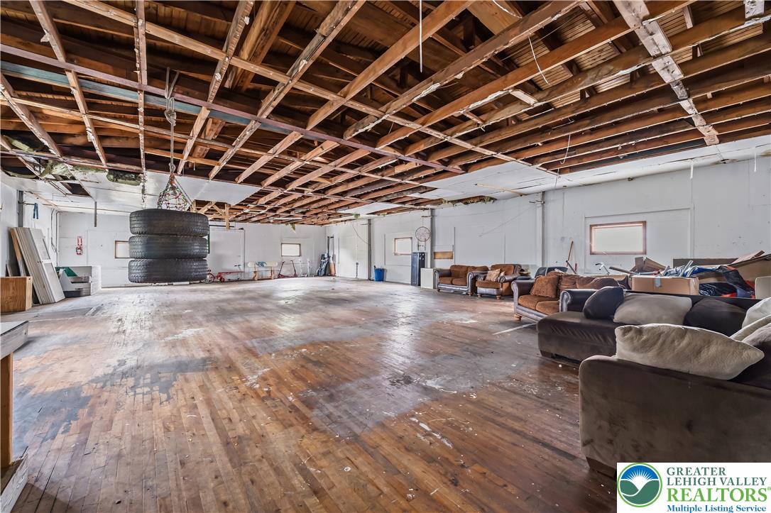 20 Columbus Street Property Photo 4