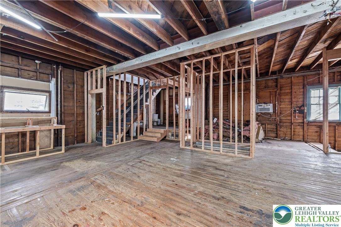 20 Columbus Street Property Photo 14