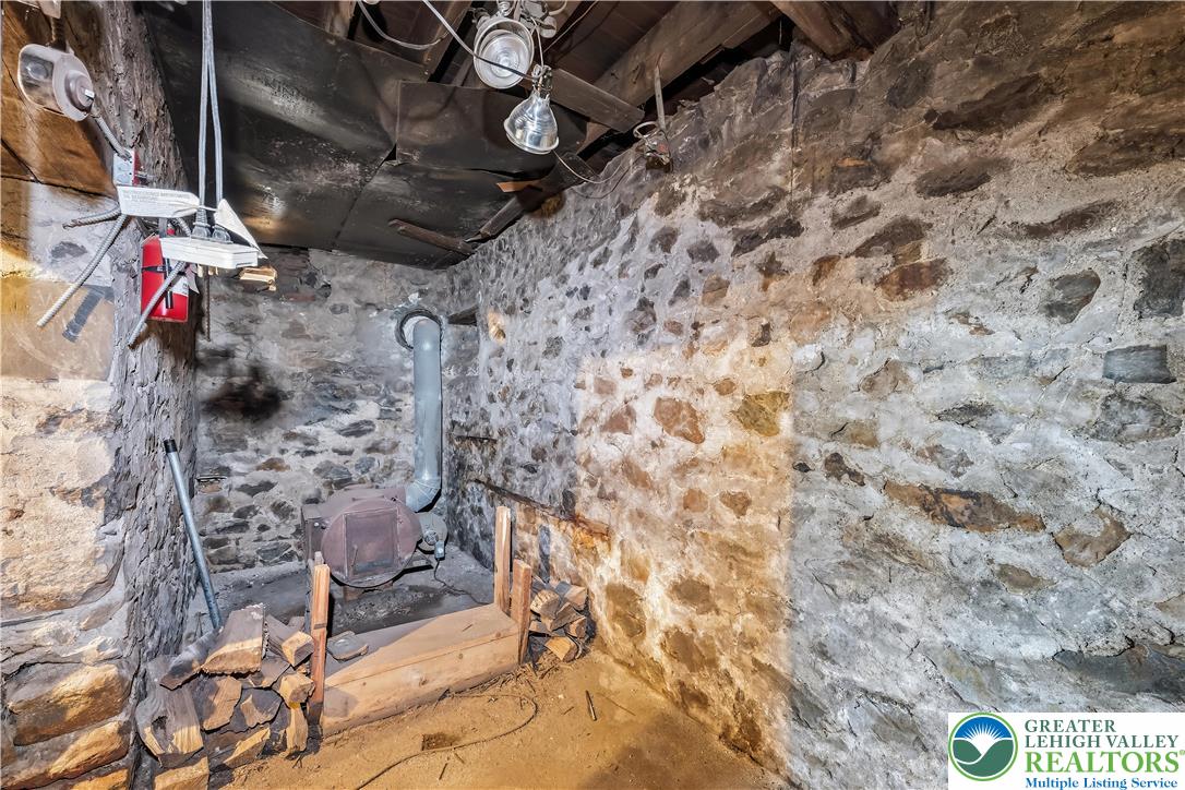 20 Columbus Street Property Photo 21