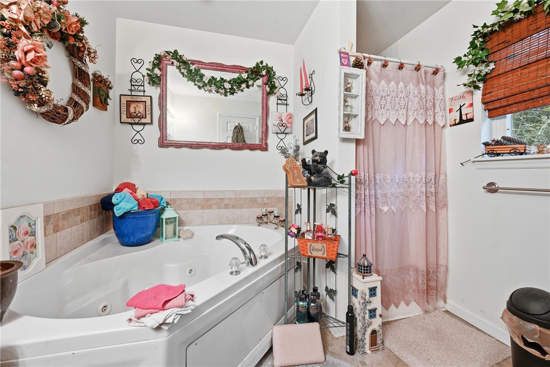 110 Aaron Drive Property Photo 21