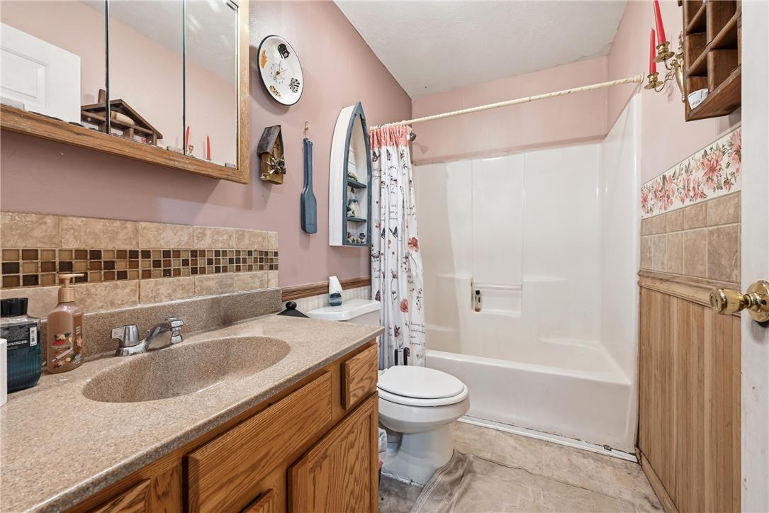 110 Aaron Drive Property Photo 27