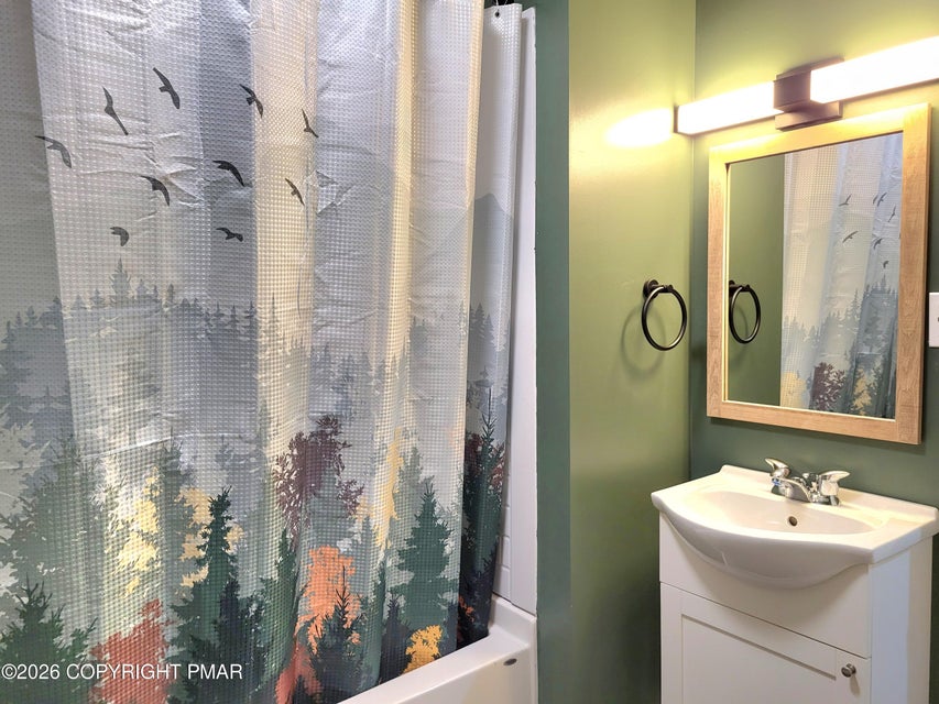 8 Wolf Way Property Photo 23