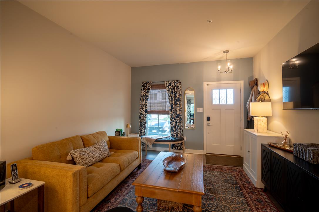 1020 Watson Court Property Photo 20