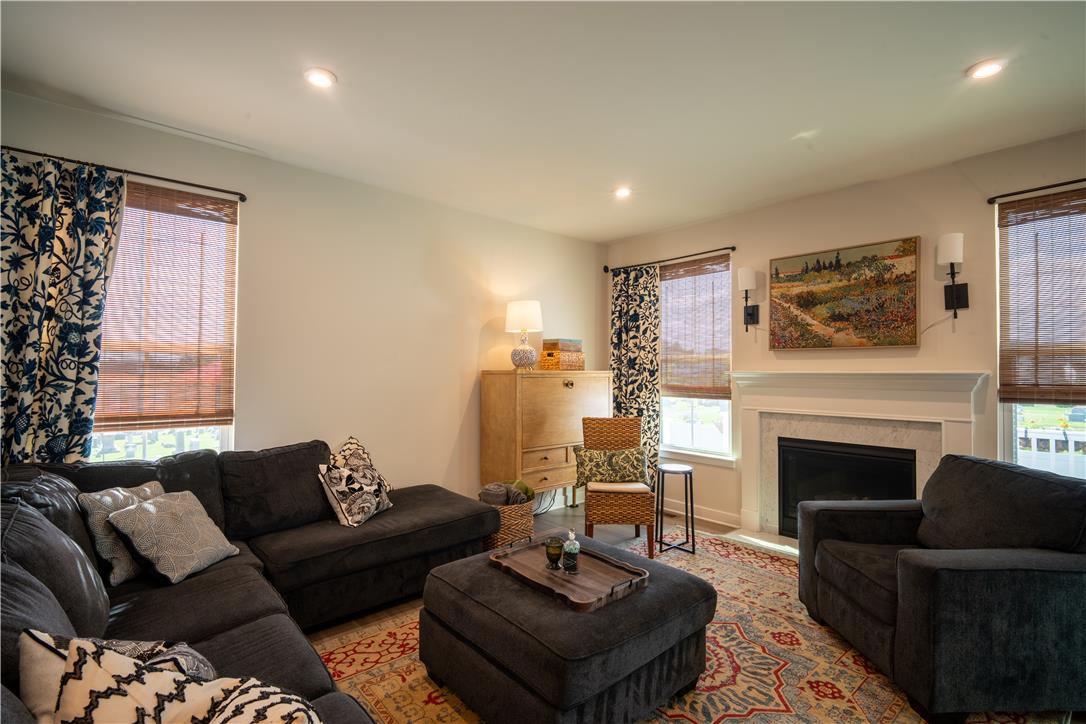 1020 Watson Court Property Photo 22