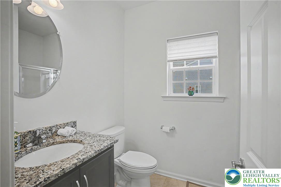 2668 Hollow View Drive Property Photo 21