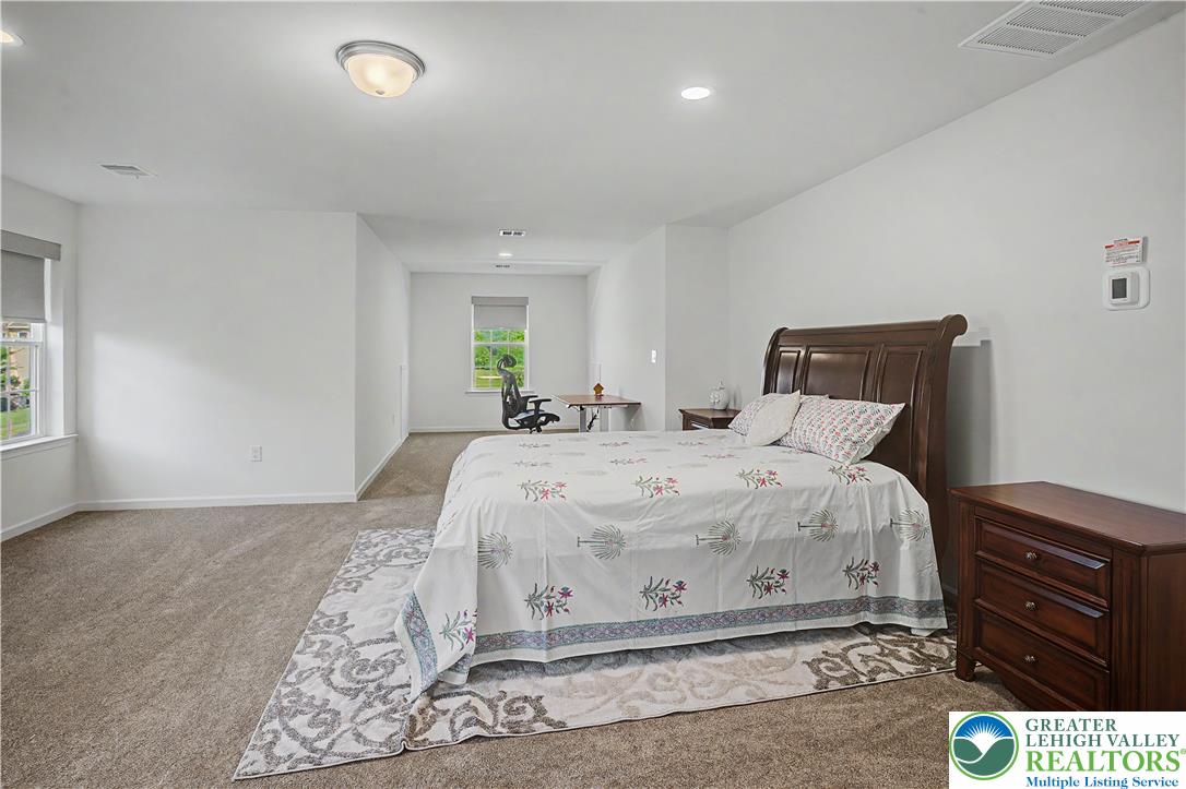 2668 Hollow View Drive Property Photo 27