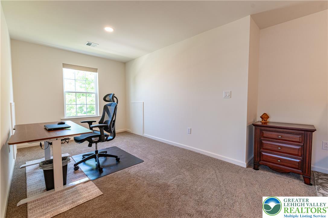 2668 Hollow View Drive Property Photo 28