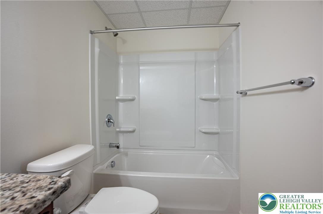 2668 Hollow View Drive Property Photo 47