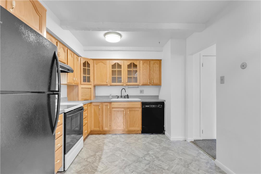 2874 Aronimink Place Property Photo 12
