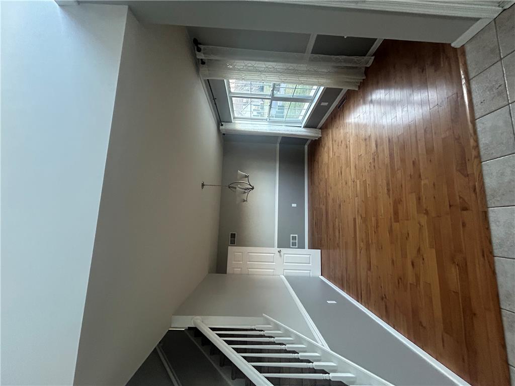 2183 Rolling Meadow Drive Property Photo 4