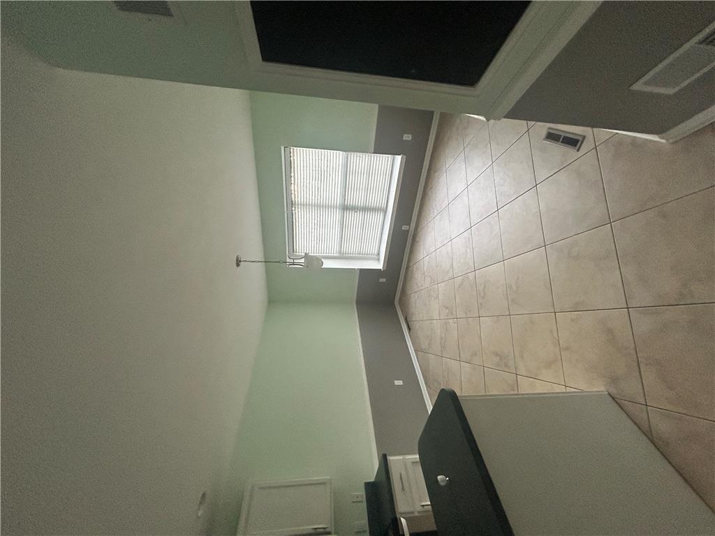 2183 Rolling Meadow Drive Property Photo 5