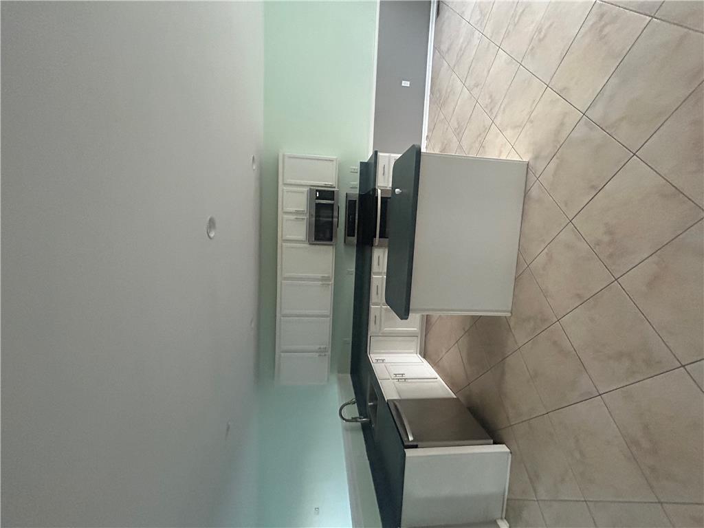 2183 Rolling Meadow Drive Property Photo 8
