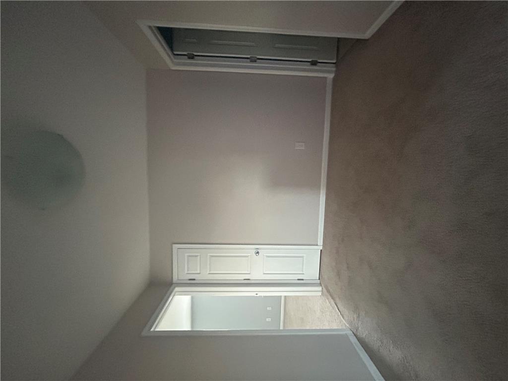 2183 Rolling Meadow Drive Property Photo 10