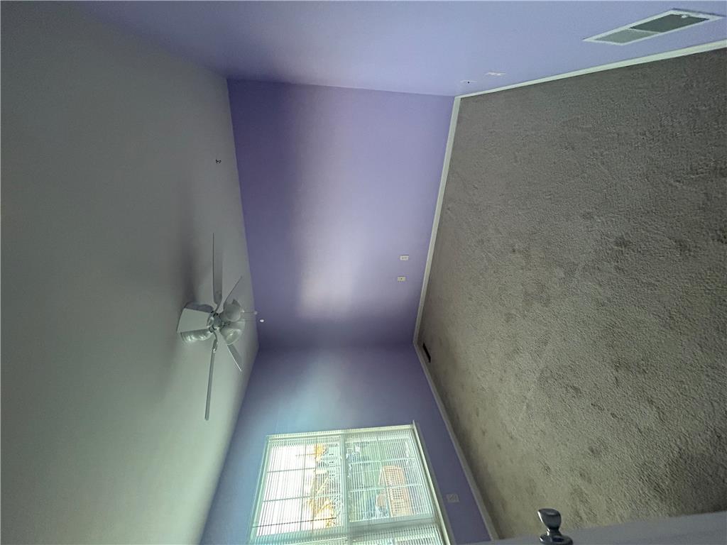 2183 Rolling Meadow Drive Property Photo 12