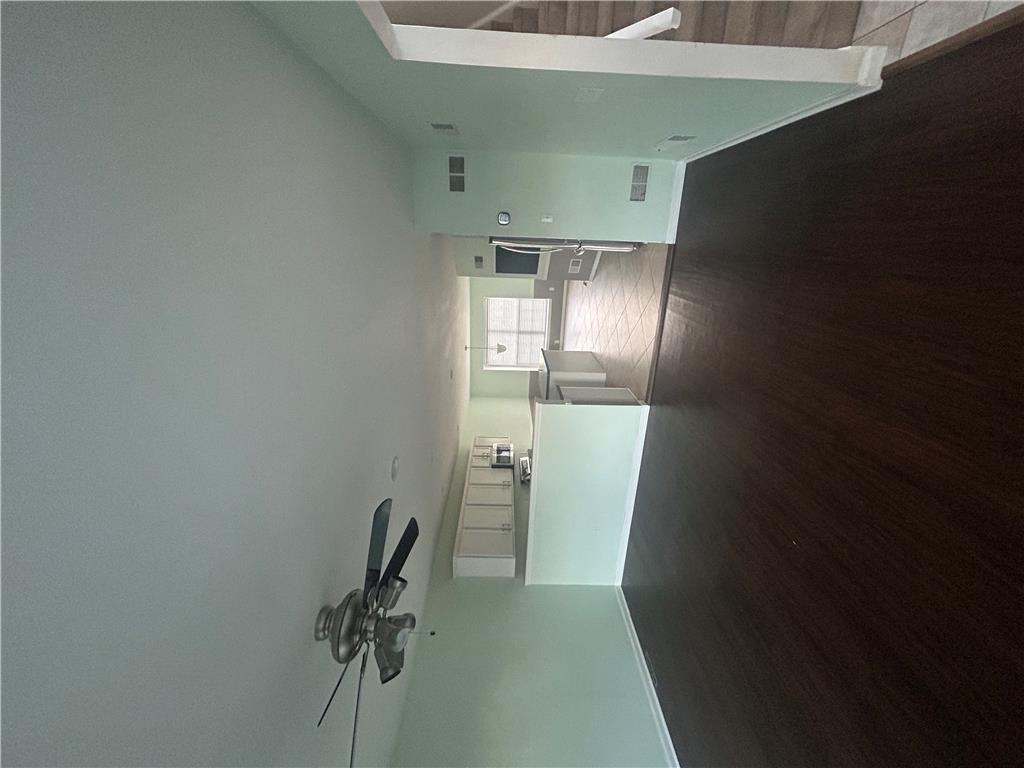 2183 Rolling Meadow Drive Property Photo 13
