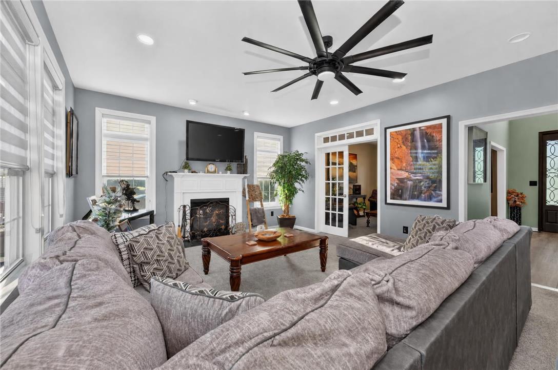 4205 Shadowstone Drive Property Photo 18