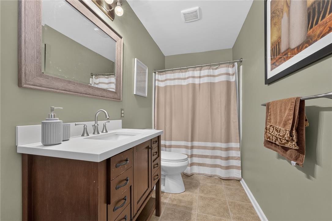 4205 Shadowstone Drive Property Photo 30