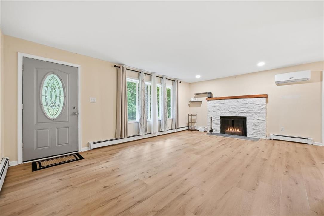 6619 Delilah Road Property Photo 4