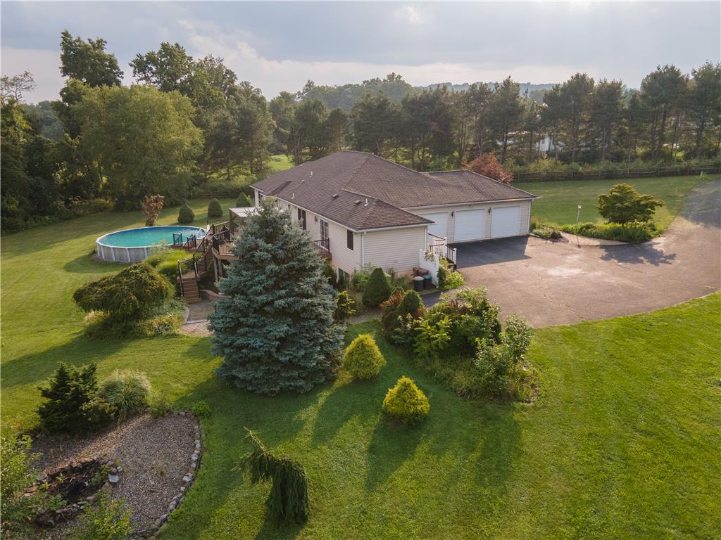 2202 High Meadow Road Property Photo 4