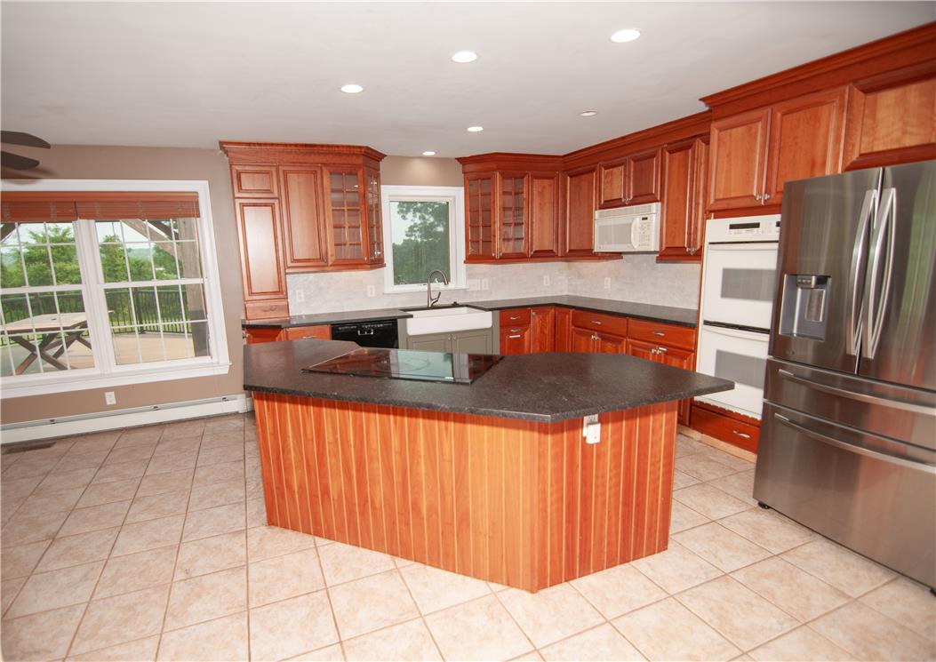 2202 High Meadow Road Property Photo 10