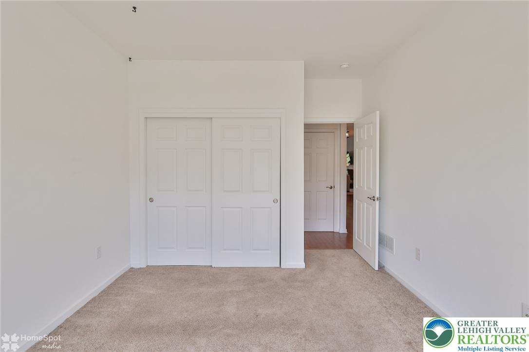 5424 Traditions Property Photo 15
