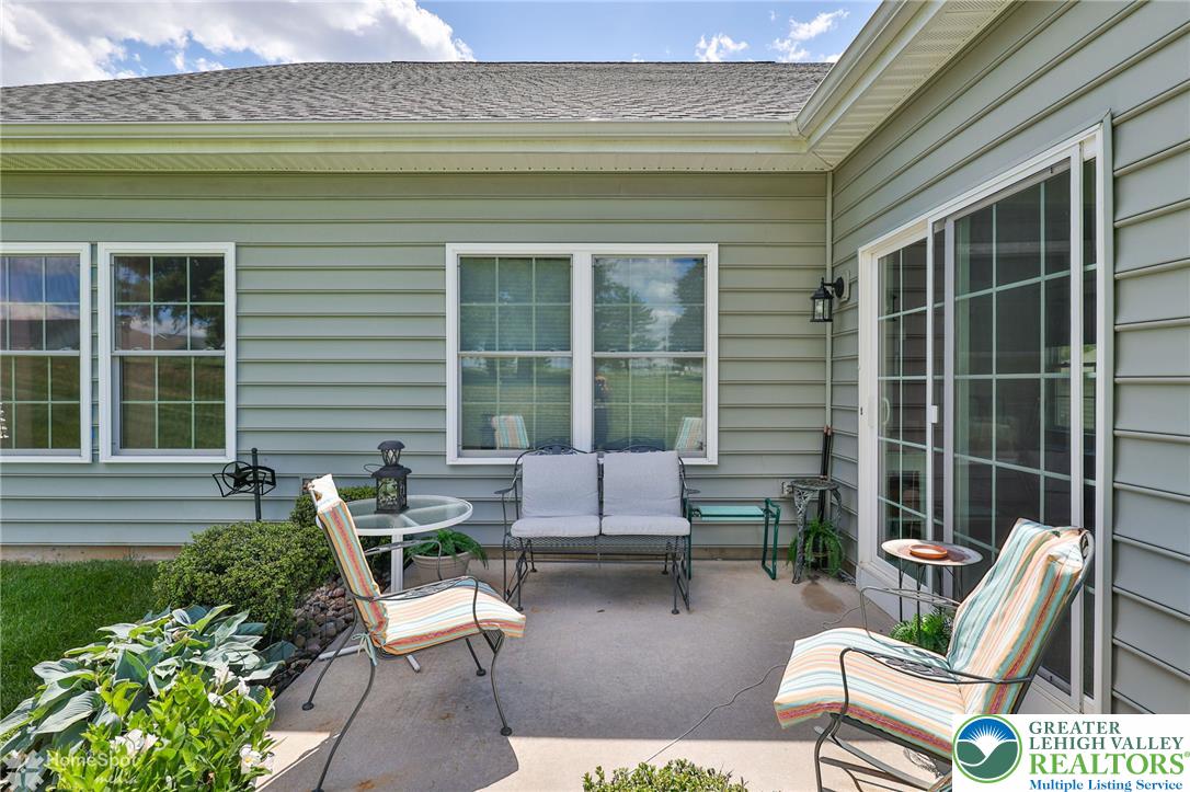 5424 Traditions Property Photo 40