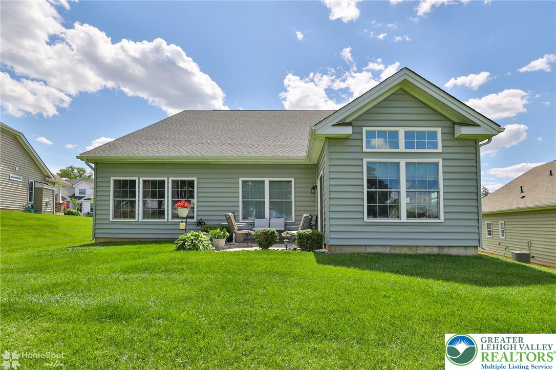 5424 Traditions Property Photo 44
