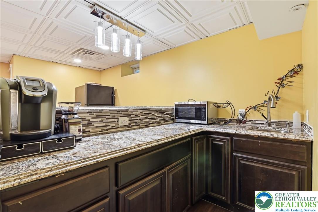 18 Creek Court Property Photo 63