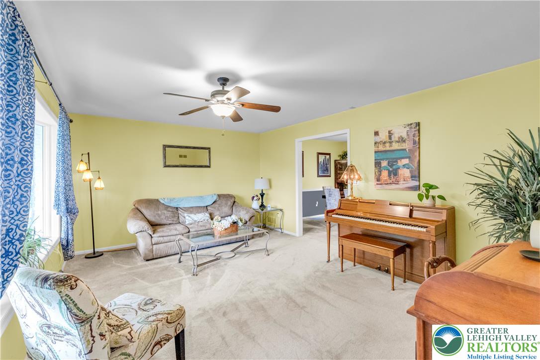 1816 Willow Drive Property Photo 10