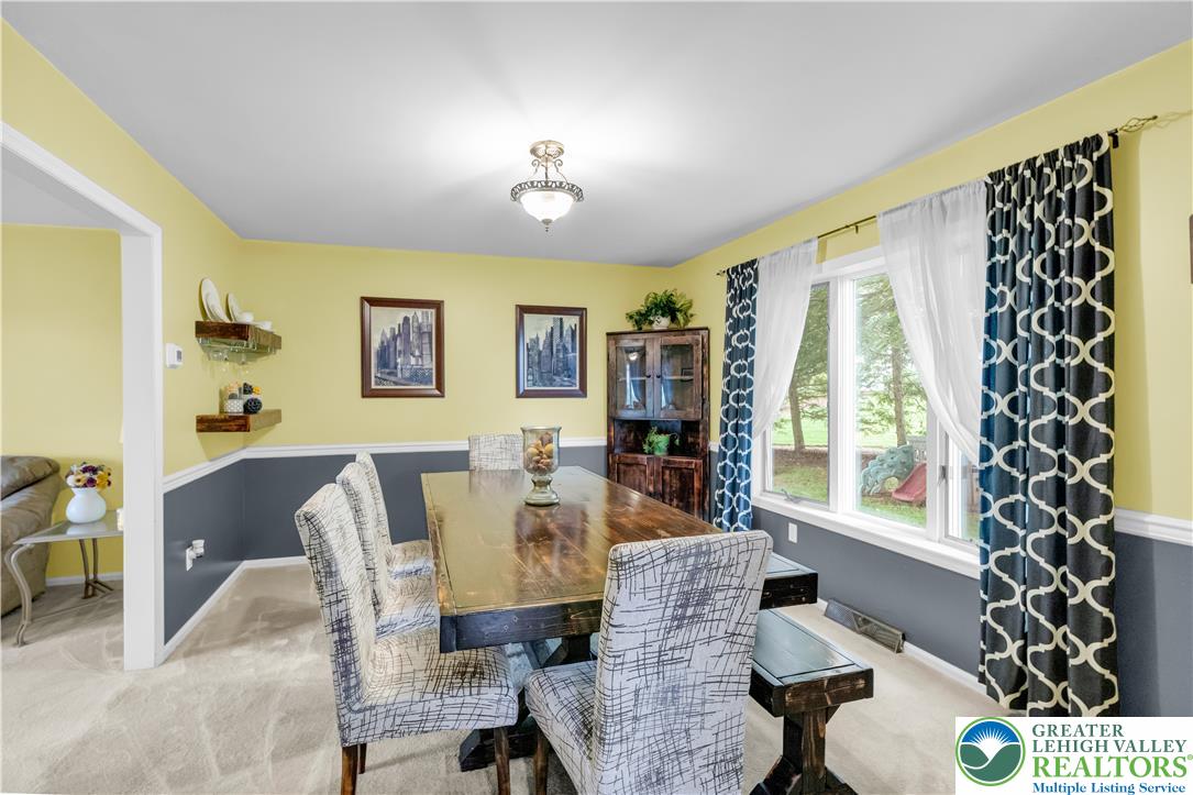 1816 Willow Drive Property Photo 13