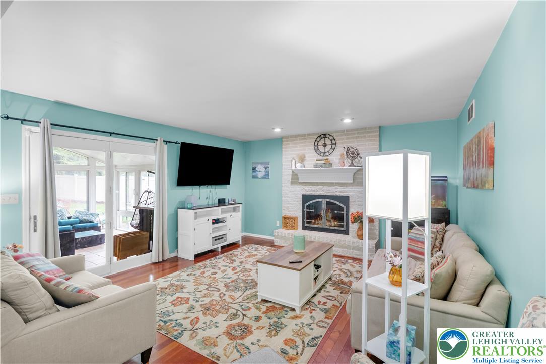 1816 Willow Drive Property Photo 19