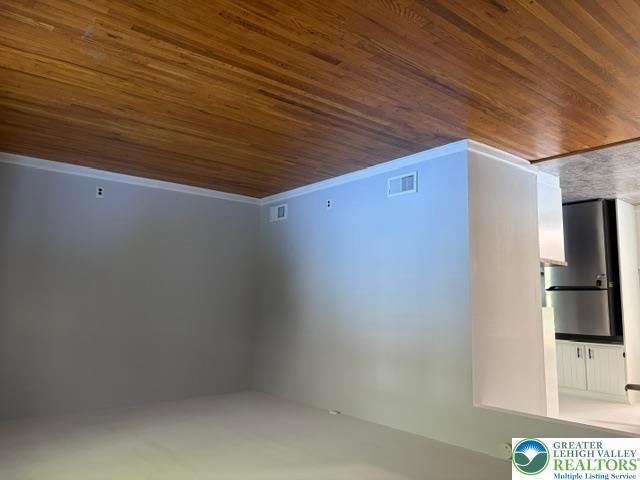 2415 South Lumber Street Property Photo 2