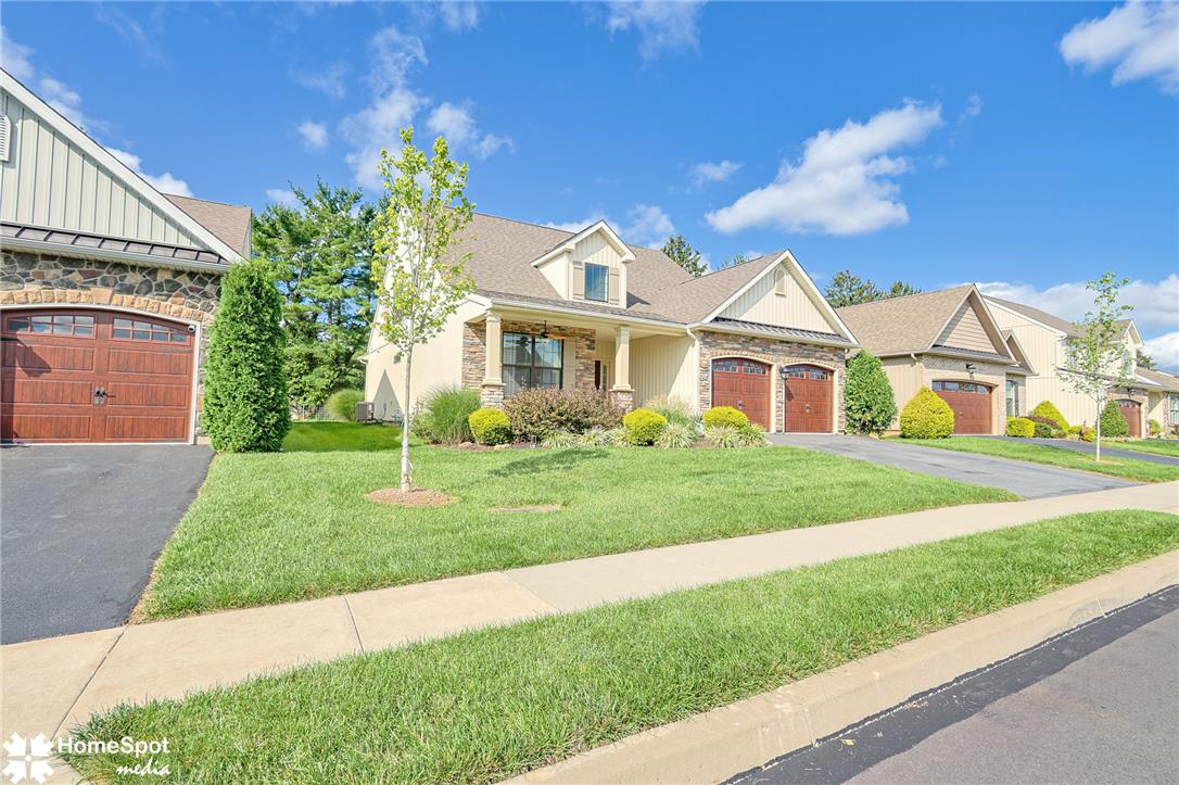 3551 Daylily Drive Property Photo 4