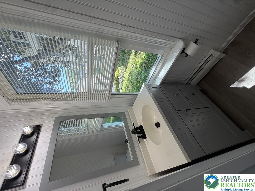 9020 Haaf Road Property Photo 7