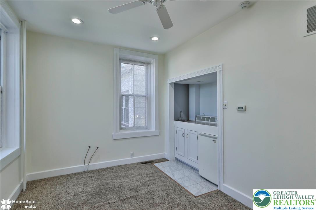 656 Main Street Property Photo 15
